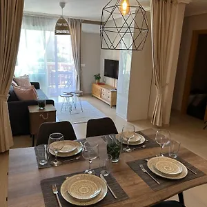 https://vista-roja-la-tejita.tenerifehoteles.net
